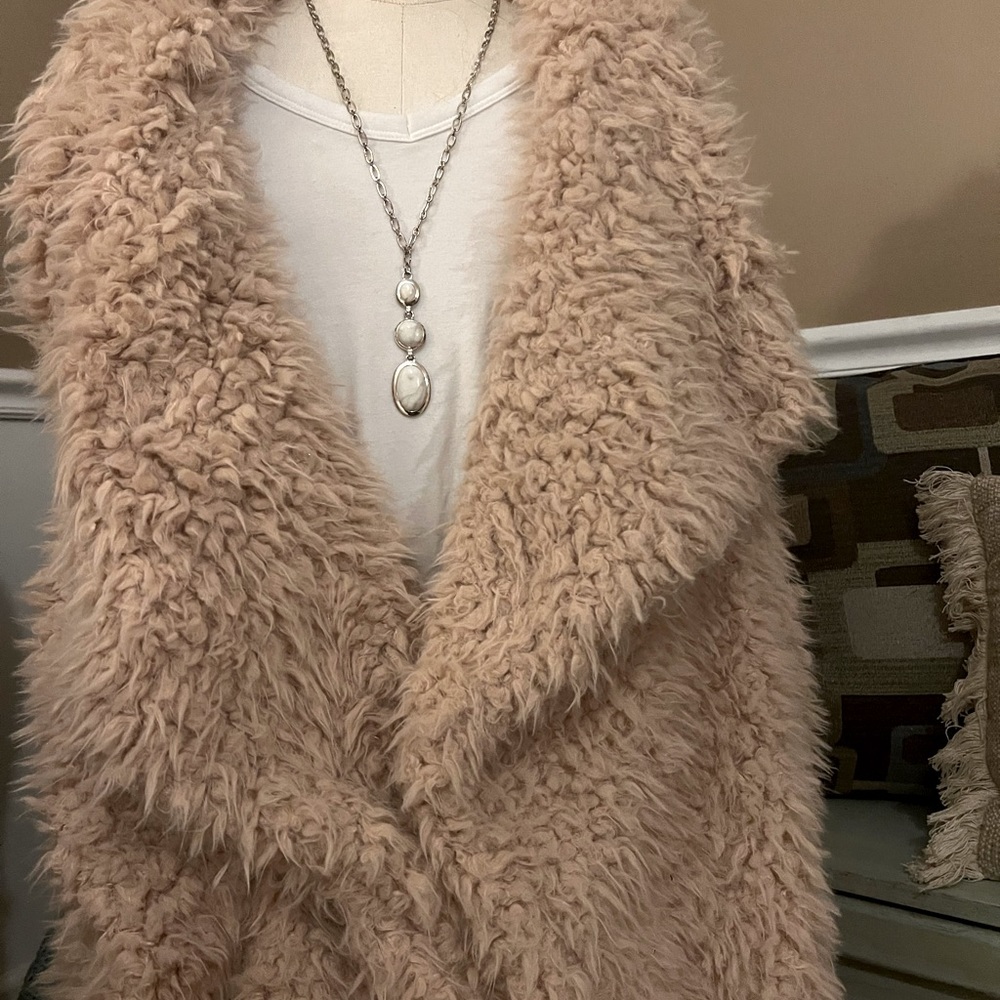 Faux Fur Pink Fuzzy Vest/Wrap